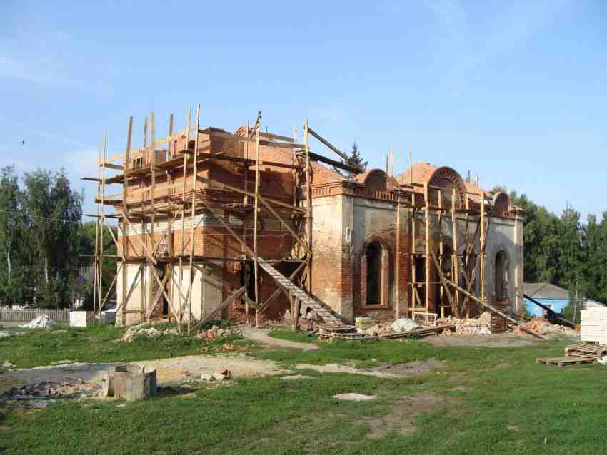 Восстановление церкви в с.Ловчиково. 2011